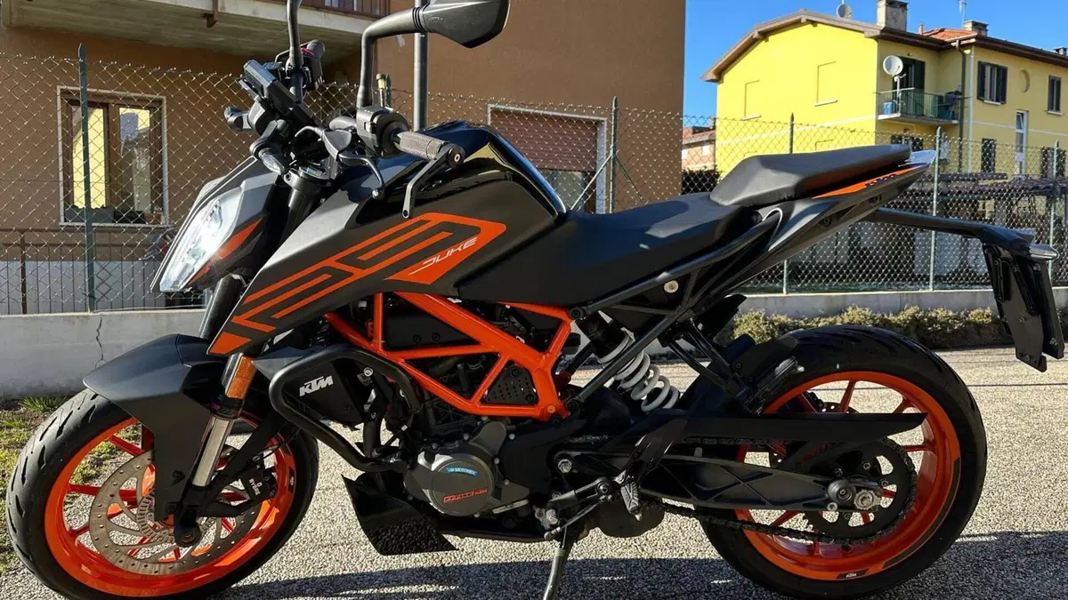 KTM 125 Duke (2021 - 23) 