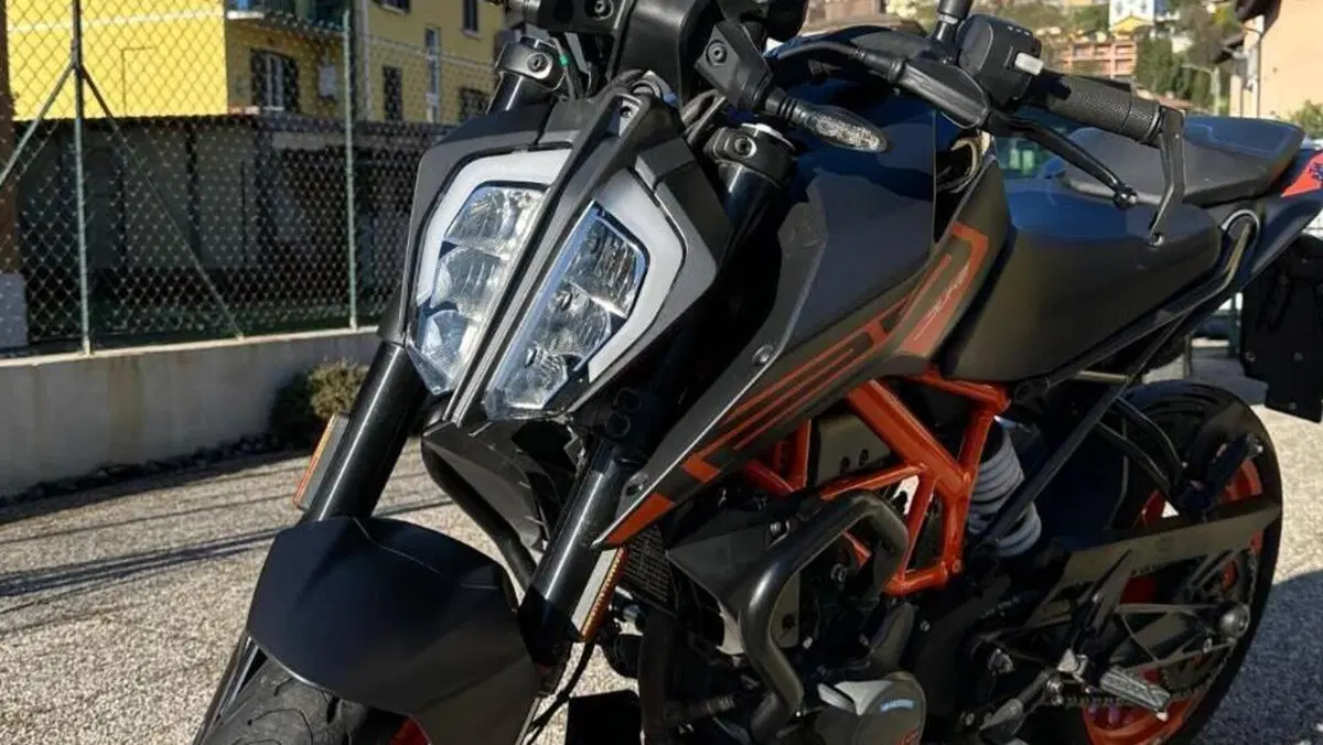 KTM 125 Duke (2021 - 23)  (2)