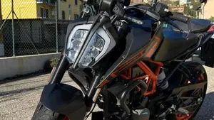 KTM 125 Duke (2021 - 23)  (2)