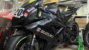 Suzuki GSX R 600 (2008 - 10)  (2)