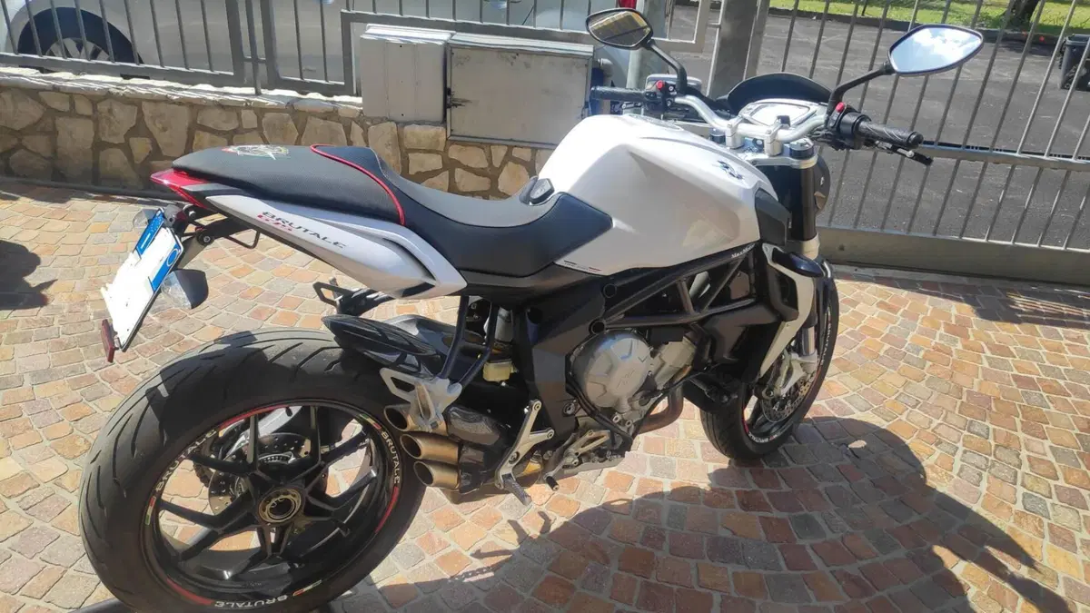 MV Agusta Brutale 675 EAS ABS (2011 - 16)  (9)
