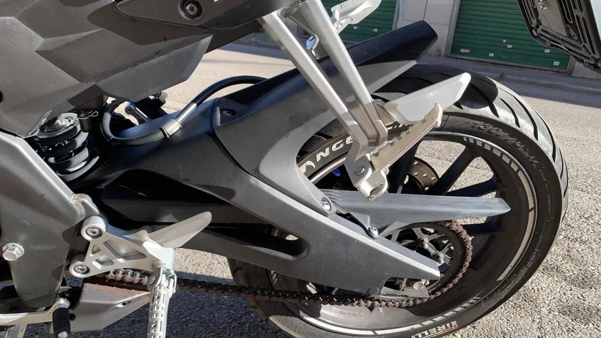 Yamaha MT-125 (2014 - 16)  (16)
