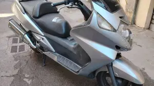Honda Silver Wing 400 (2006 - 09) 