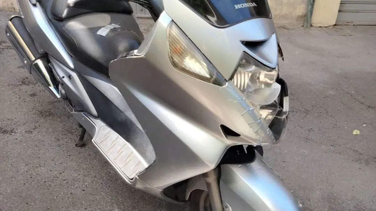 Honda Silver Wing 400 (2006 - 09)  (2)