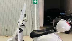 Vespa Granturismo 200 L 