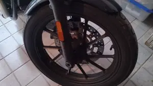 Triumph Street Twin 900 (2021 - 22)  (5)