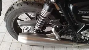 Triumph Street Twin 900 (2021 - 22)  (8)