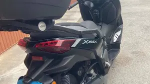 Yamaha X-Max 300 Tech Max (2021 - 24)  (5)