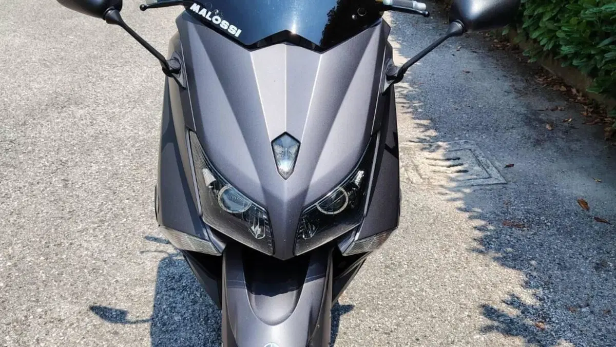 Yamaha T-Max 530 (2012 - 14)  (2)