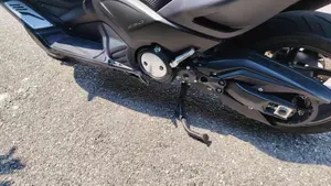 Yamaha T-Max 530 (2012 - 14)  (5)