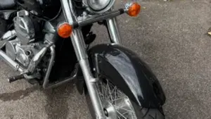 Honda Shadow 750 (2004)  (2)