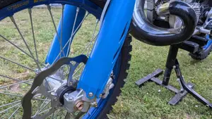 Tm Moto EN 300 Fi ES 2T (2022)  (4)
