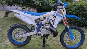 Tm Moto EN 300 Fi ES 2T (2022)  (10)