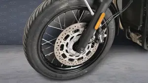 Triumph Bonneville T100 (2021 - 25)  (7)
