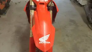 Honda CRF 450R (2023)  (4)
