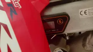 Honda CRF 450R (2023)  (5)