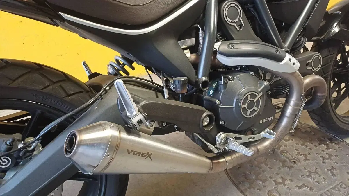 Ducati Scrambler 800 Icon (2015 - 16)  (3)