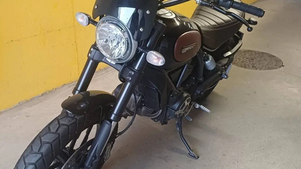 Ducati Scrambler 800 Icon (2015 - 16)  (4)