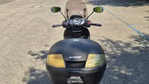 Piaggio Beverly 300 i.e. ABS-ASR (2016 - 20)  (3)
