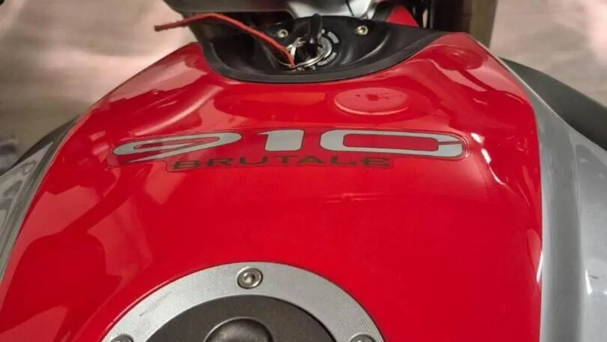 MV Agusta Brutale 910 S (2005 - 11)  (9)
