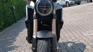 Honda CB 650 R (2019 - 20)  (2)
