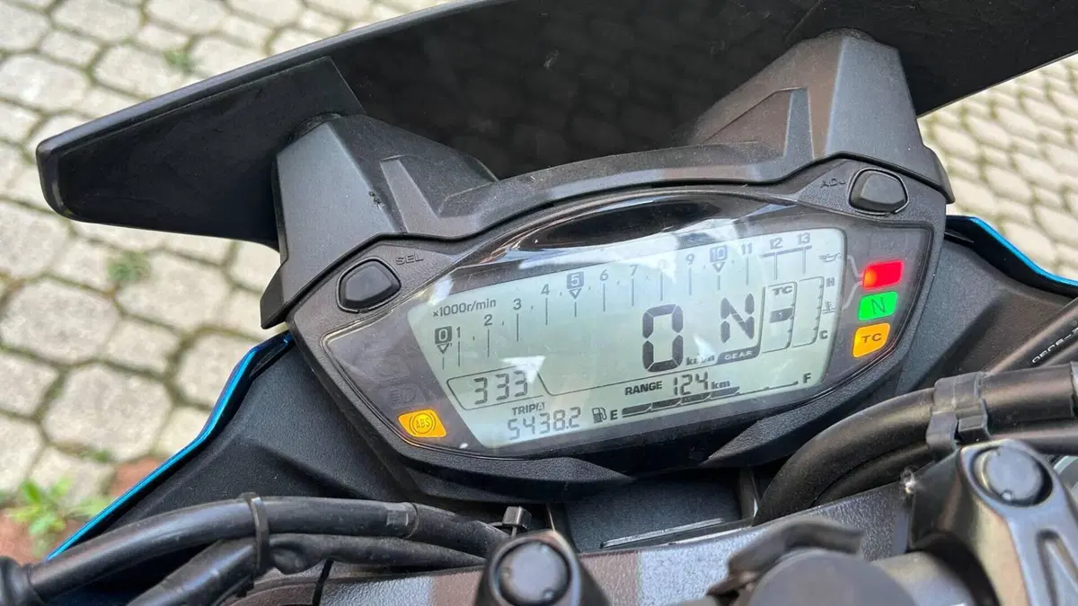 Suzuki GSX S 750 Yugen (2018 - 20)  (9)
