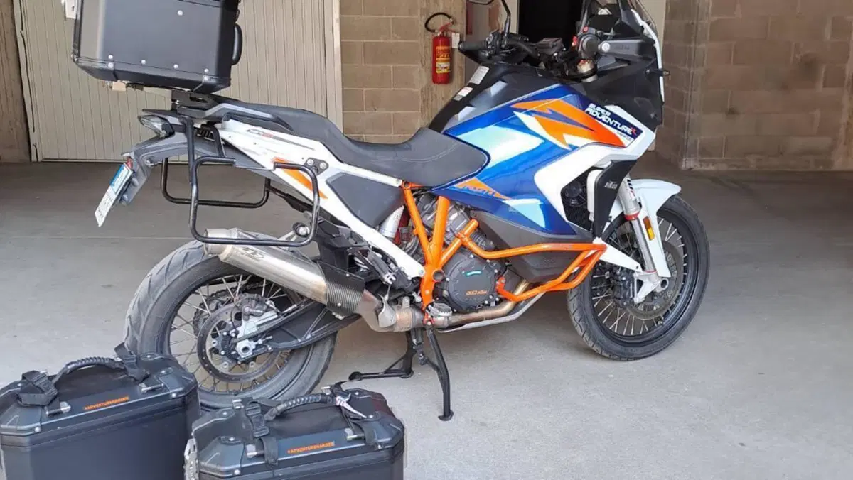 KTM 1290 Super Adventure R (2021)  (3)