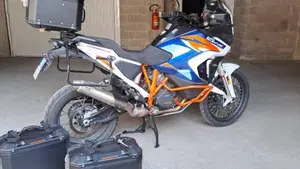 KTM 1290 Super Adventure R (2021)  (3)
