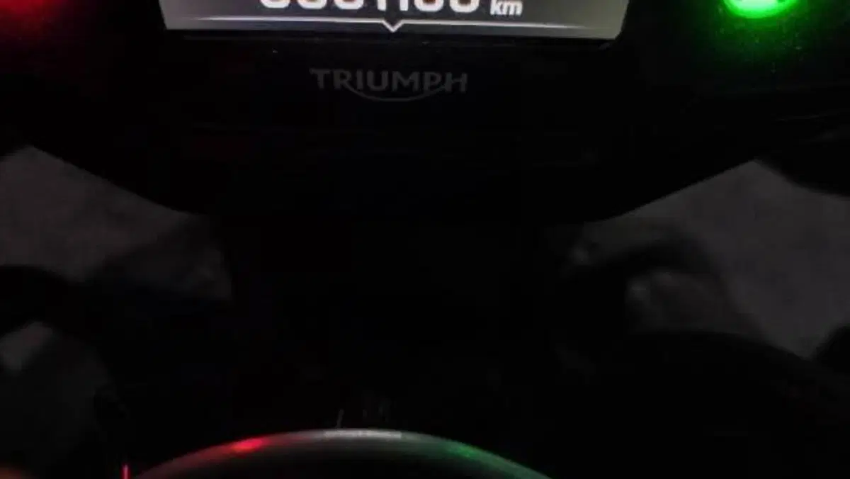 Triumph Street Triple 765 R (2023 - 26) 