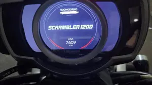 Triumph Scrambler 1200 XC (2019 - 20)  (9)