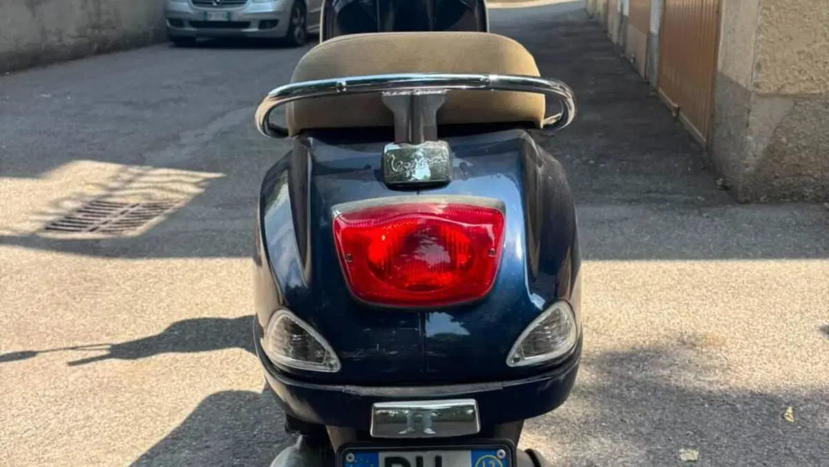 Vespa LX 125 i.e. (2009 - 12)  (9)