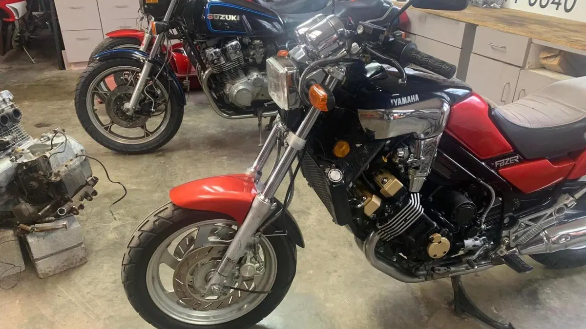 Yamaha   (2)