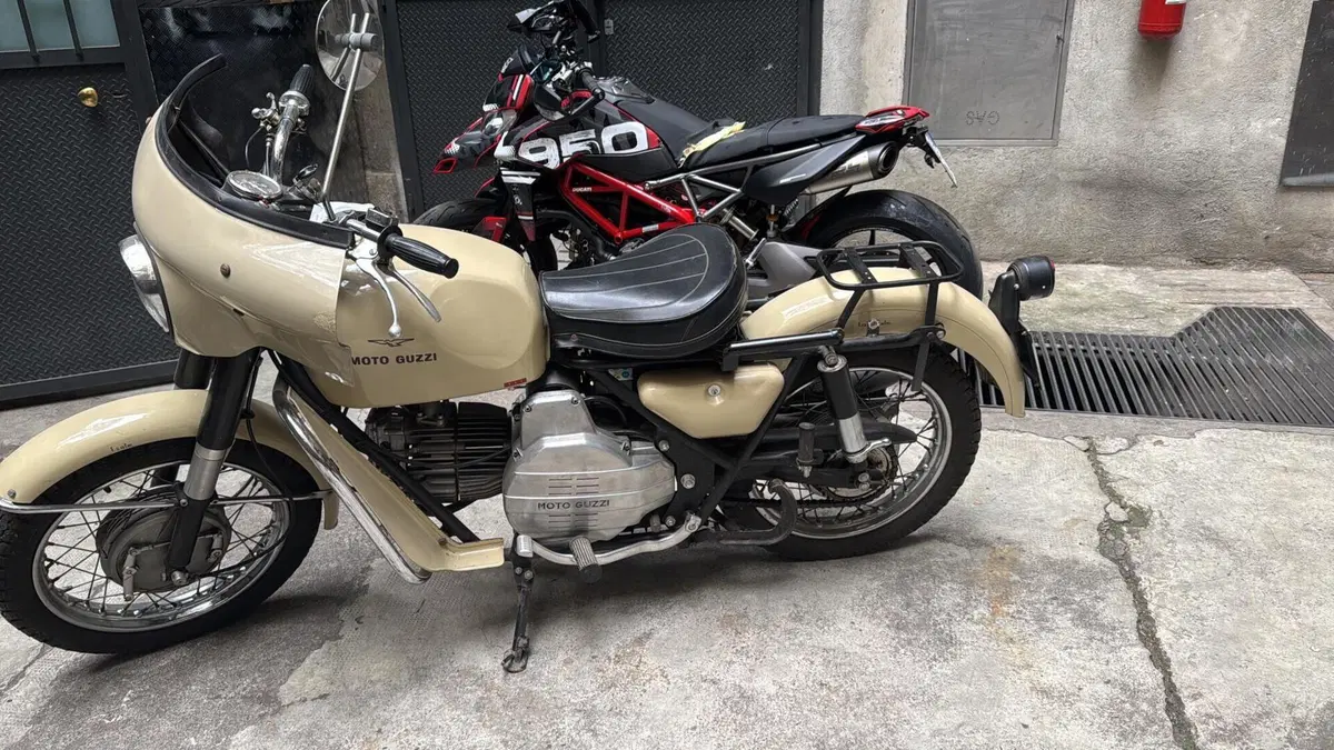 Moto Guzzi  