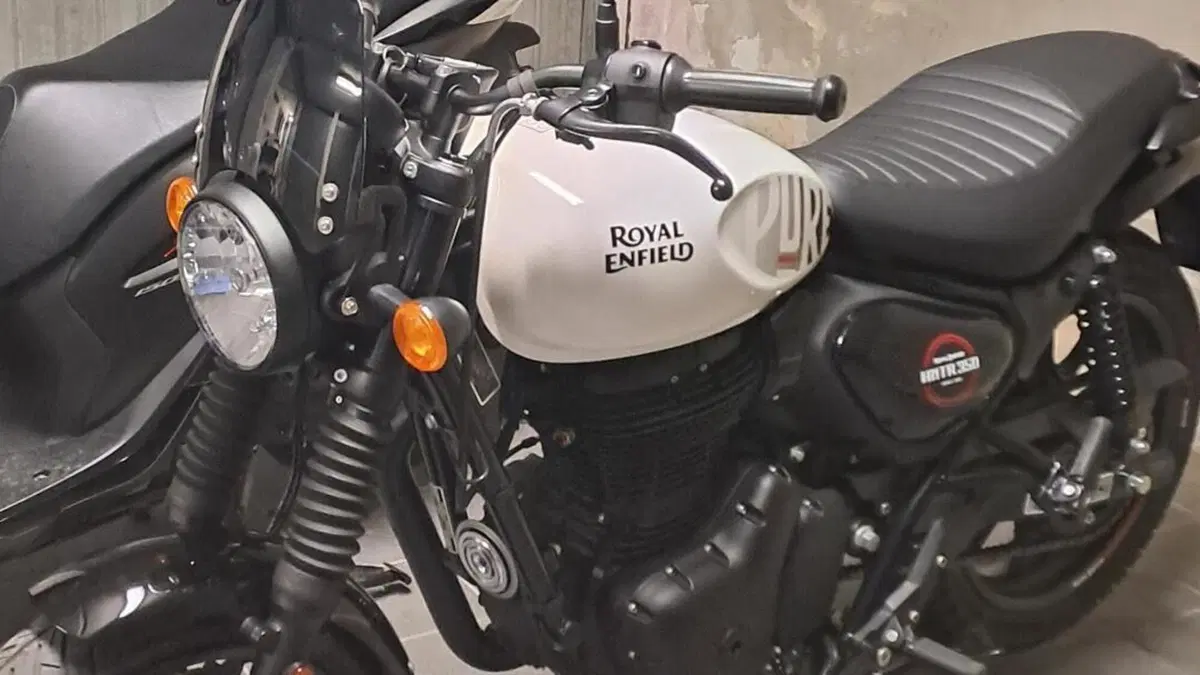 Royal Enfield HNTR 350 (2022 - 26)  (2)
