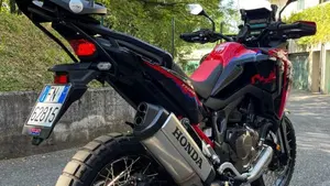 Honda Africa Twin CRF 1100L ES (2024 - 26)  (5)