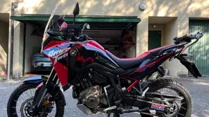 Honda Africa Twin CRF 1100L ES (2024 - 26)  (7)