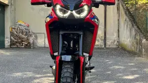 Honda Africa Twin CRF 1100L ES (2024 - 26)  (9)