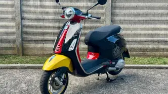 Vespa Primavera 125 Disney Mickey Mouse Edition by Vespa (2023 - 24) usata