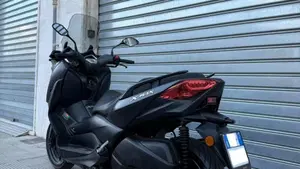 Yamaha X-Max 300 (2021 - 24)  (3)