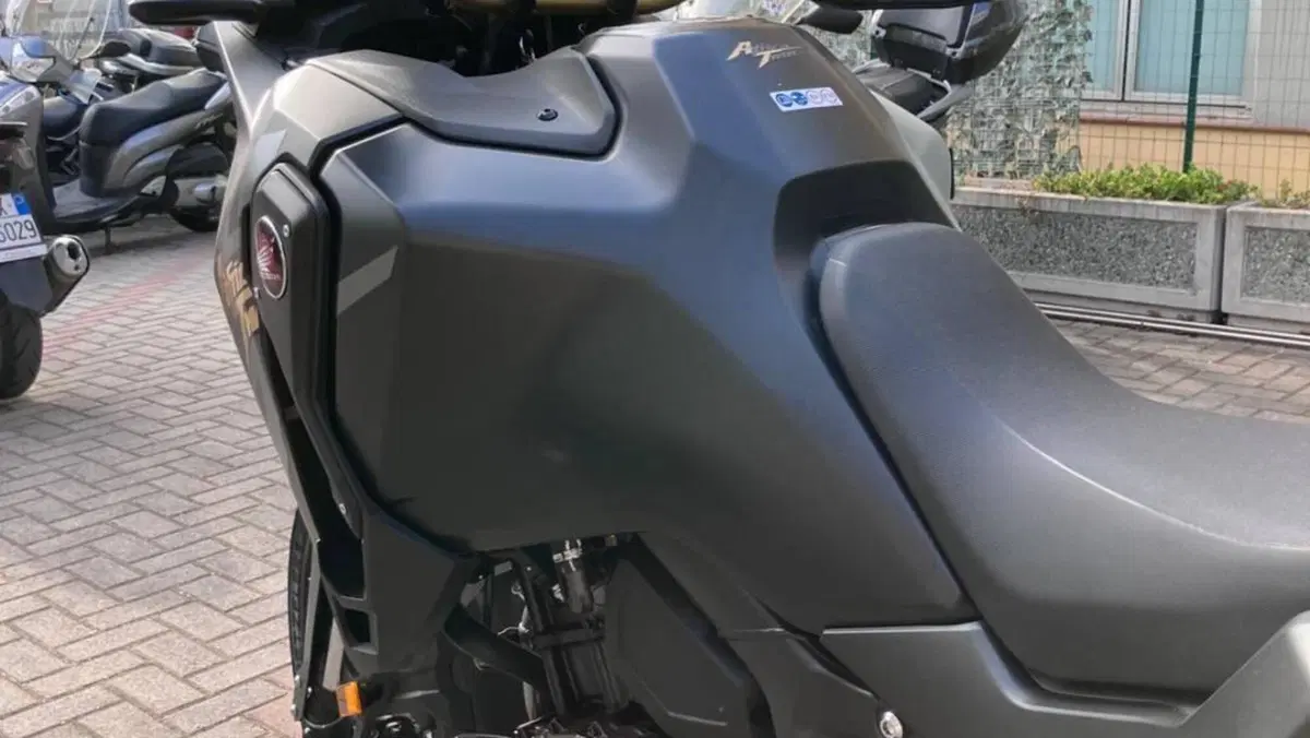 Honda Africa Twin CRF 1100L Adventure Sports Travel Edition (2024 - 26)  (3)
