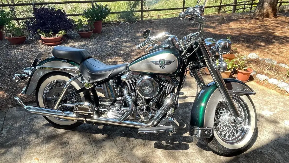 Harley-Davidson   (4)
