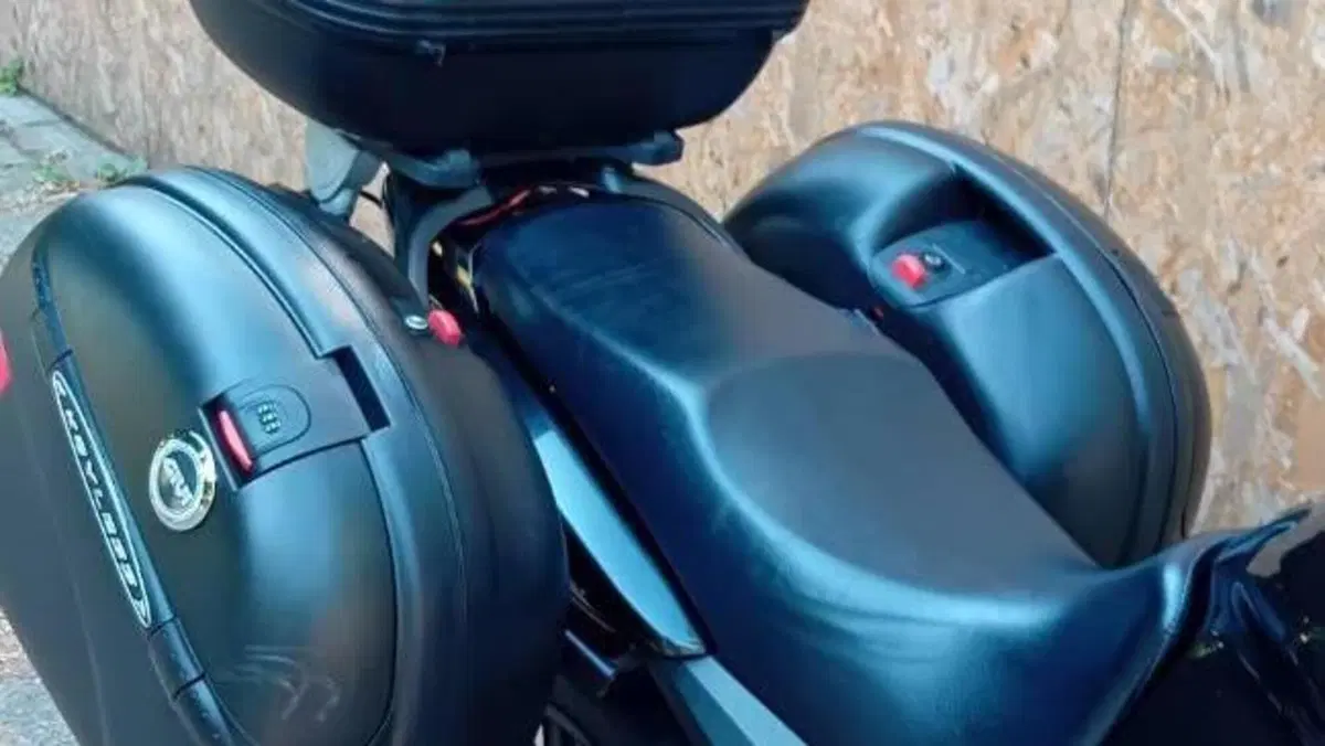 Yamaha TDM 900 (2002 - 14)  (7)
