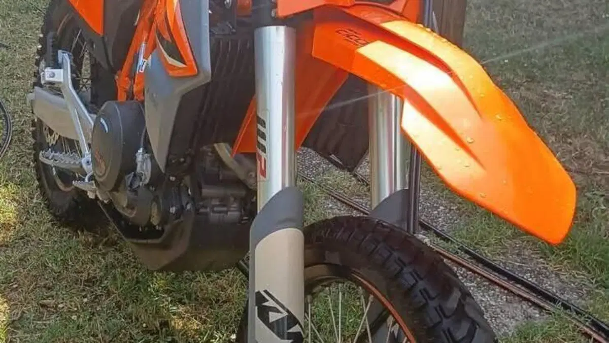 KTM 690 Enduro R (2022 - 25)  (6)