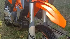 KTM 690 Enduro R (2022 - 25)  (6)
