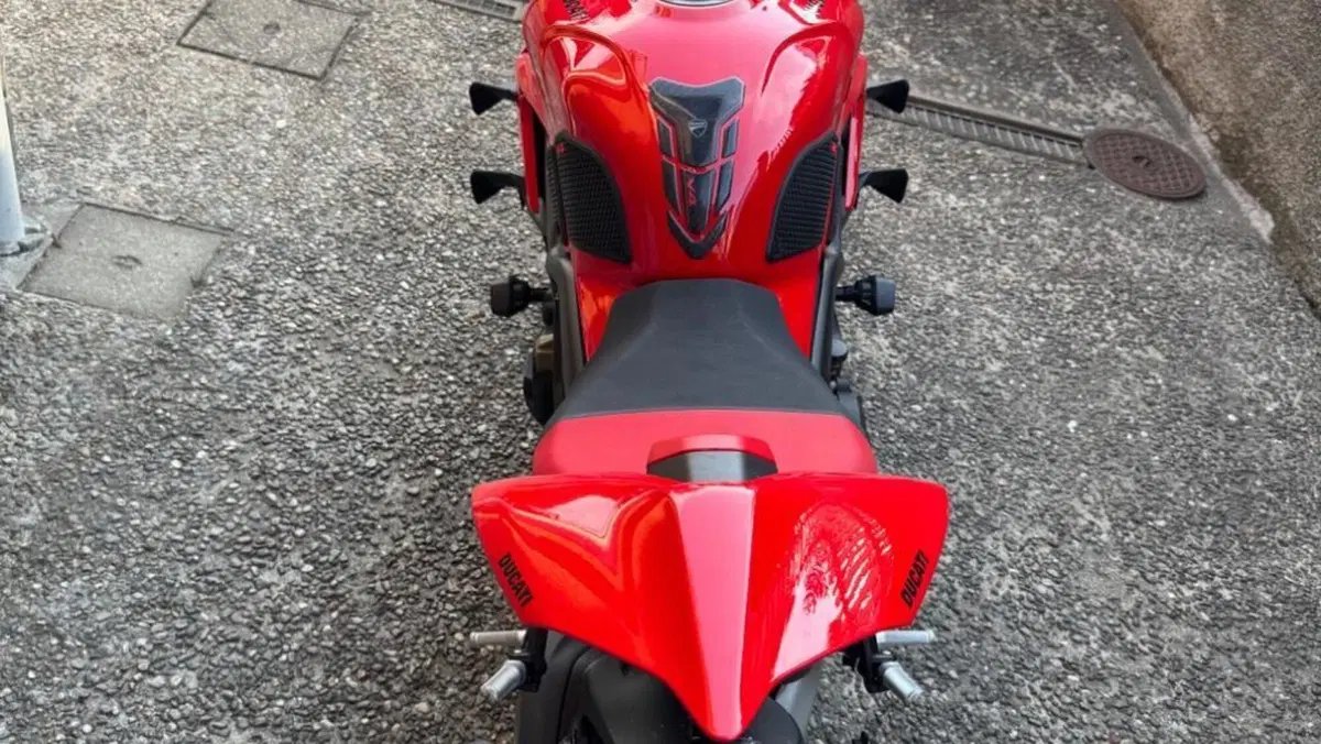 Ducati Streetfighter V4 S (2023 - 24)  (4)