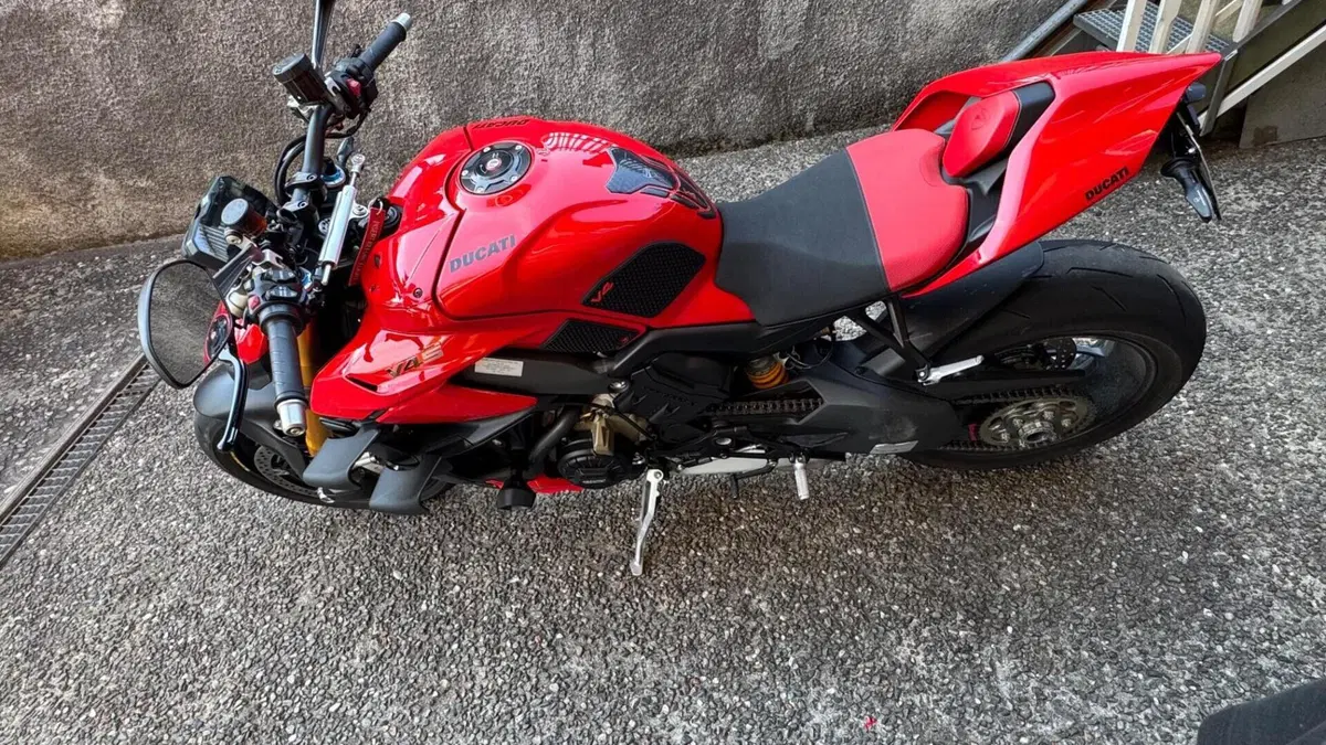 Ducati Streetfighter V4 S (2023 - 24)  (5)