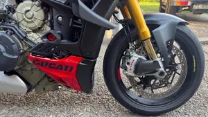Ducati Streetfighter V4 S (2023 - 24)  (7)