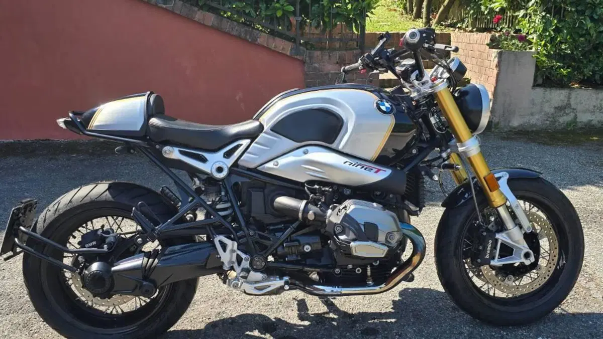Bmw R nineT 1200 Racer (2017 - 20)  (2)