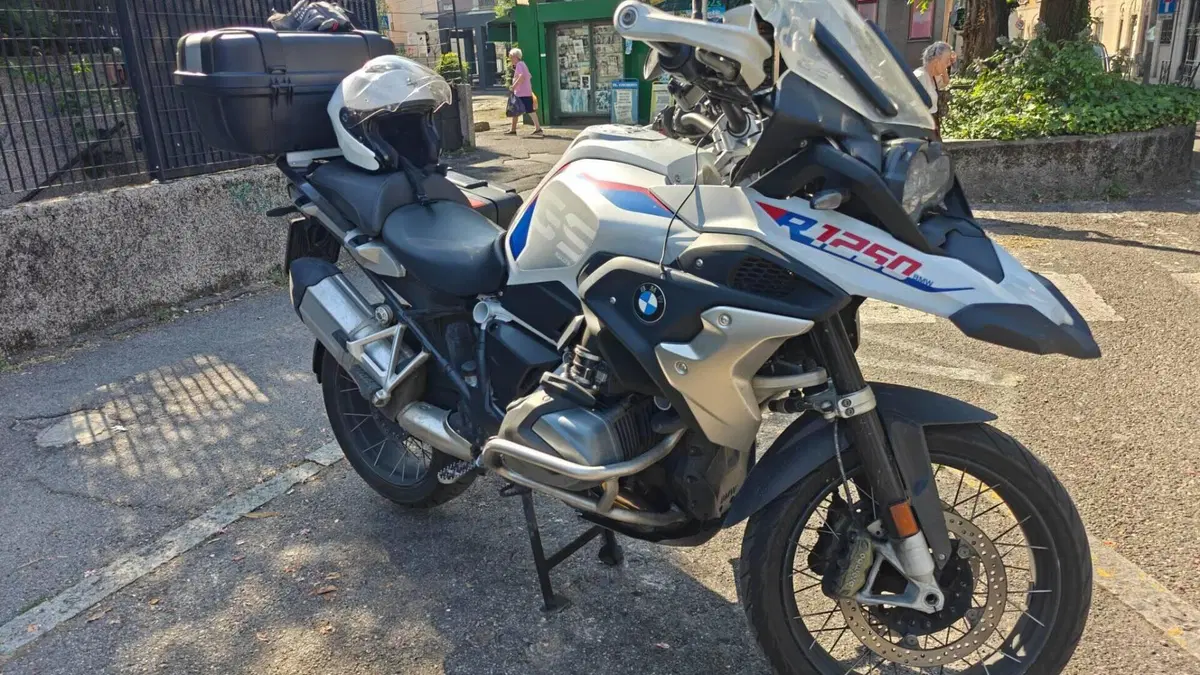 Bmw R 1250 GS (2021 - 24)  (2)