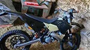 KTM 125 EXC (2010)  (2)